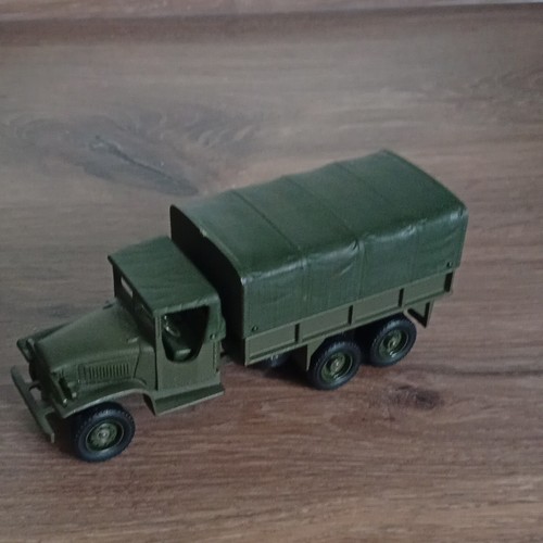Solido véhicule militaire