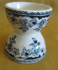 Coquetier en faïence diabolo