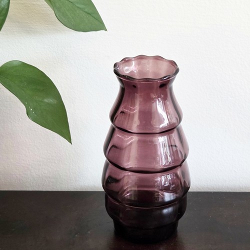 Art deco purple amethyst vase - amethyst,