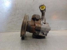 QVB101581 pompe de servo-direction pour MG ZR 1.4 16V CAT 2001 4477931