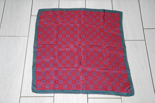 Foulard carré soie - en, vintage