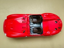 CMC 1/18 - 1956 Maserati 300S rouge - Item M-105.