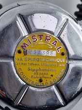 Ancien détendeur de plongée