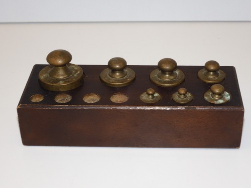 Ancienne boite poids - boite,