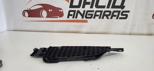 Pontiac vibe estate - pontiac, grille