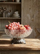 Coupe en verre pressé pointes