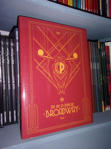 Broadway tome une rue en - :,
