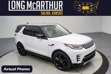 2023 Land Rover Discovery Metropolitan Edition AWD Adjustable Suspension