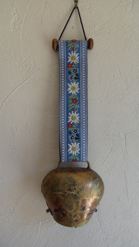 Cloche vache mouton ou - à,