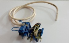 Platine fiche Connecteur relais alimentation Réfrigérateur frigo Zanussi ZFC140T