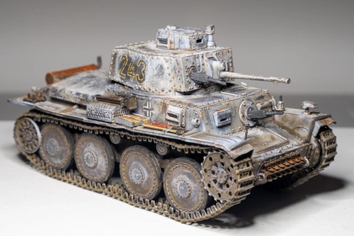 Maquette pro built - , char