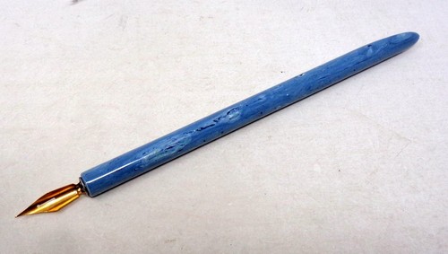 Joli porte plume ancien - joli,