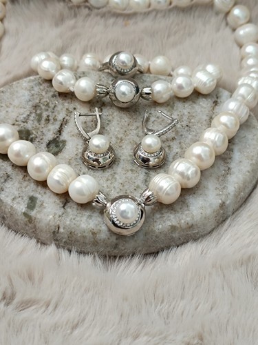 Parure perles naturelles - naturelles, et