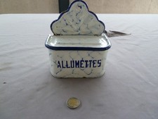 Ancienne boite d'allumettes en