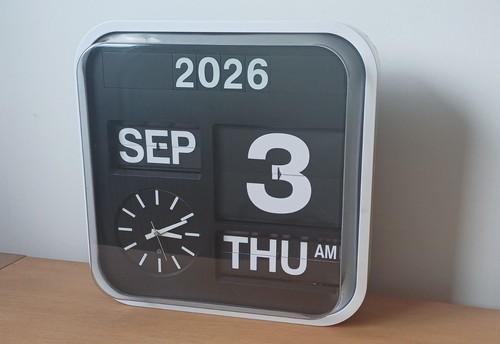 Horloge murale calendrier - , à