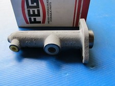 Maître-cylindre de freins FEG