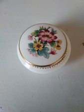 Petite Boite A Pilules En Porcelaine Anglaise Coalport Fleurs