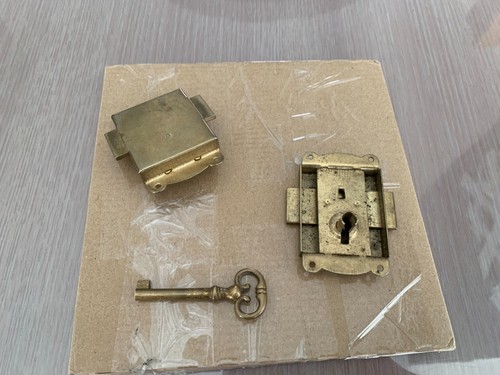 Ancienne serrure porte - ancienne,