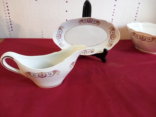 Ravier 1 saucière en - +,