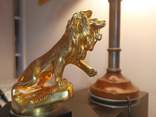Mascotte automobile lion - mascotte,