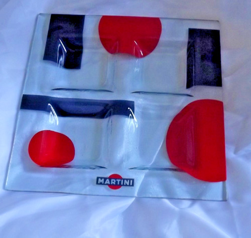 Plat aperitif verre martini - en,