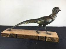 Imposante sculpture statue