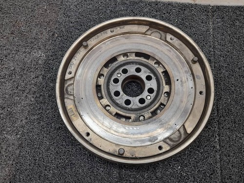 Volant moteur 1588358 pour - moteur,