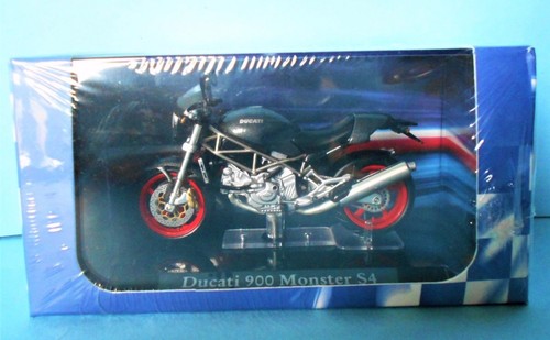 Moto ducati 900 - moto, monster