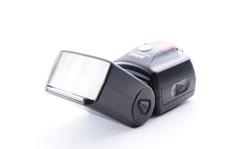 Flash Nikon Speedlight SB-28