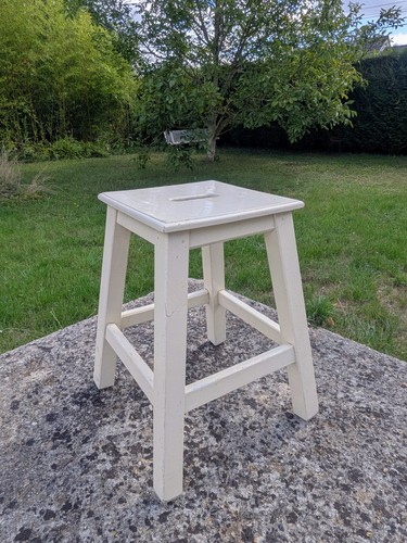 Ancien tabouret cuisine - ancien,
