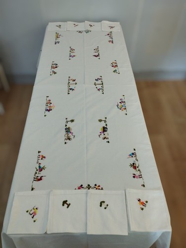 Jolie nappe table - jolie, blanche