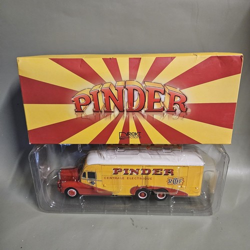 Voiture miniature camion - voiture,