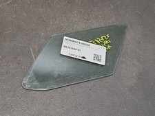 Vitre fixe porte avant gauche