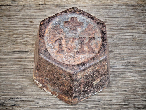 Ancien poids fonte hexagonal