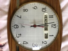 pendule gorloge horodateur