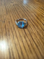 Bague Or Jaune avec Aiguë Marine