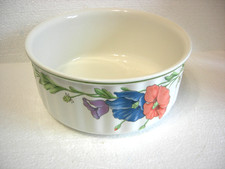 PLAT OU SALADIER VILBOFOUR VILLEROY & BOCH diametre  22,5 CM