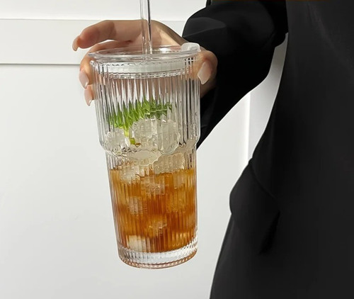 Tasse boisson verre - boisson, en
