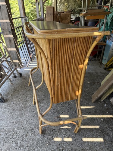 Bar style tiki tropical - style, ou