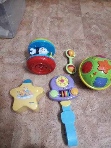 Lot jouets premier âge - jouets,
