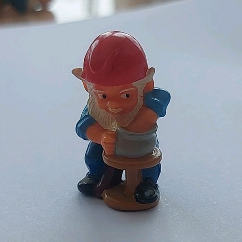 Figurine kinder nain - nain, monobloc