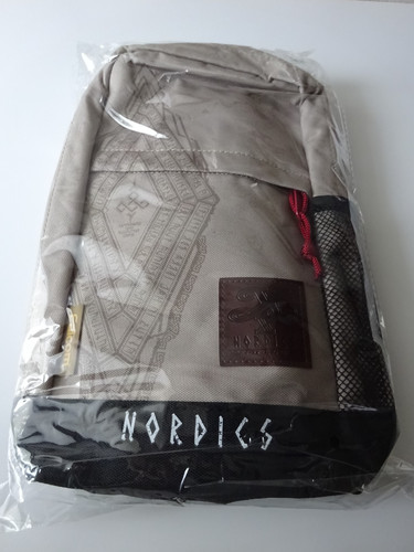 Nordics sling bag - x:,