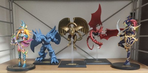 Lot figurines gi - de, yu-gi-oh