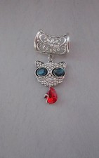 BLUE EYES BEZEL CAT SCARF JEWEL with Rhinestones