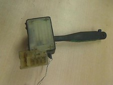 Commodo phare NISSAN BLUEBIRD