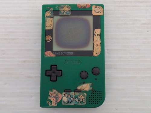 Game boy pocket - is-game,