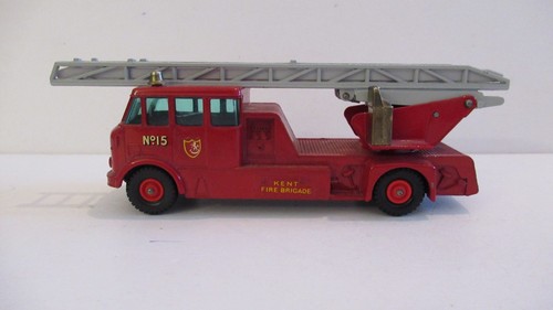 Miniature pompiers matchbox - pompiers,