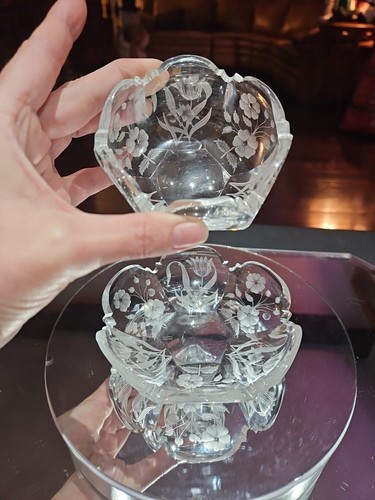 Bowl under plate cut - bowl, plate,