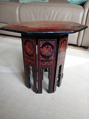 Petite table appoint laquée - table, d'appoint