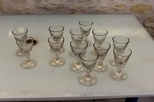 Lot 12 verres anciens à liqueur – verre soufflé XIXe – 2 ébréchés